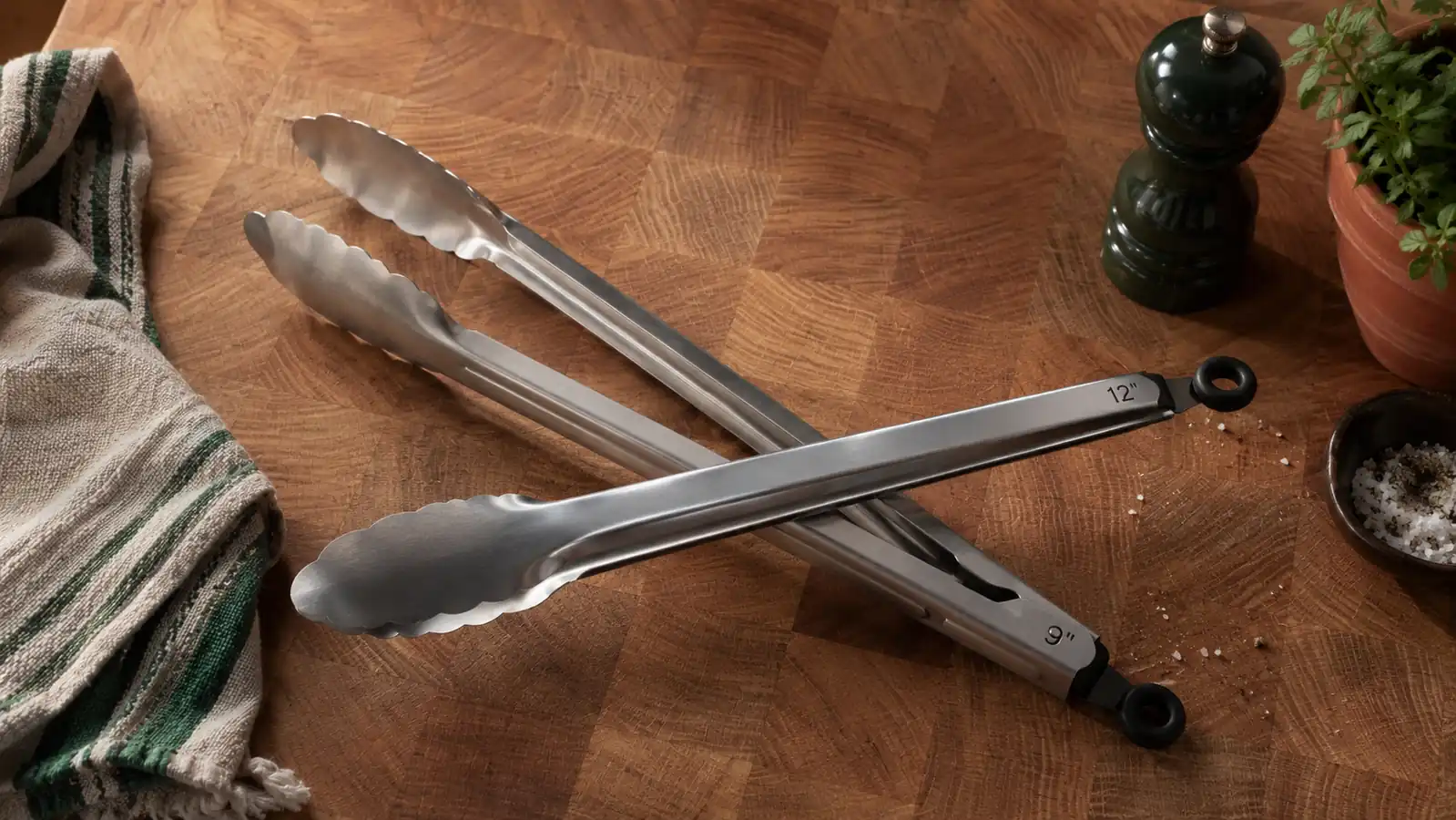Kitchen Tongs Honest Review: Do the Locking Silicone Tips Hold Up?