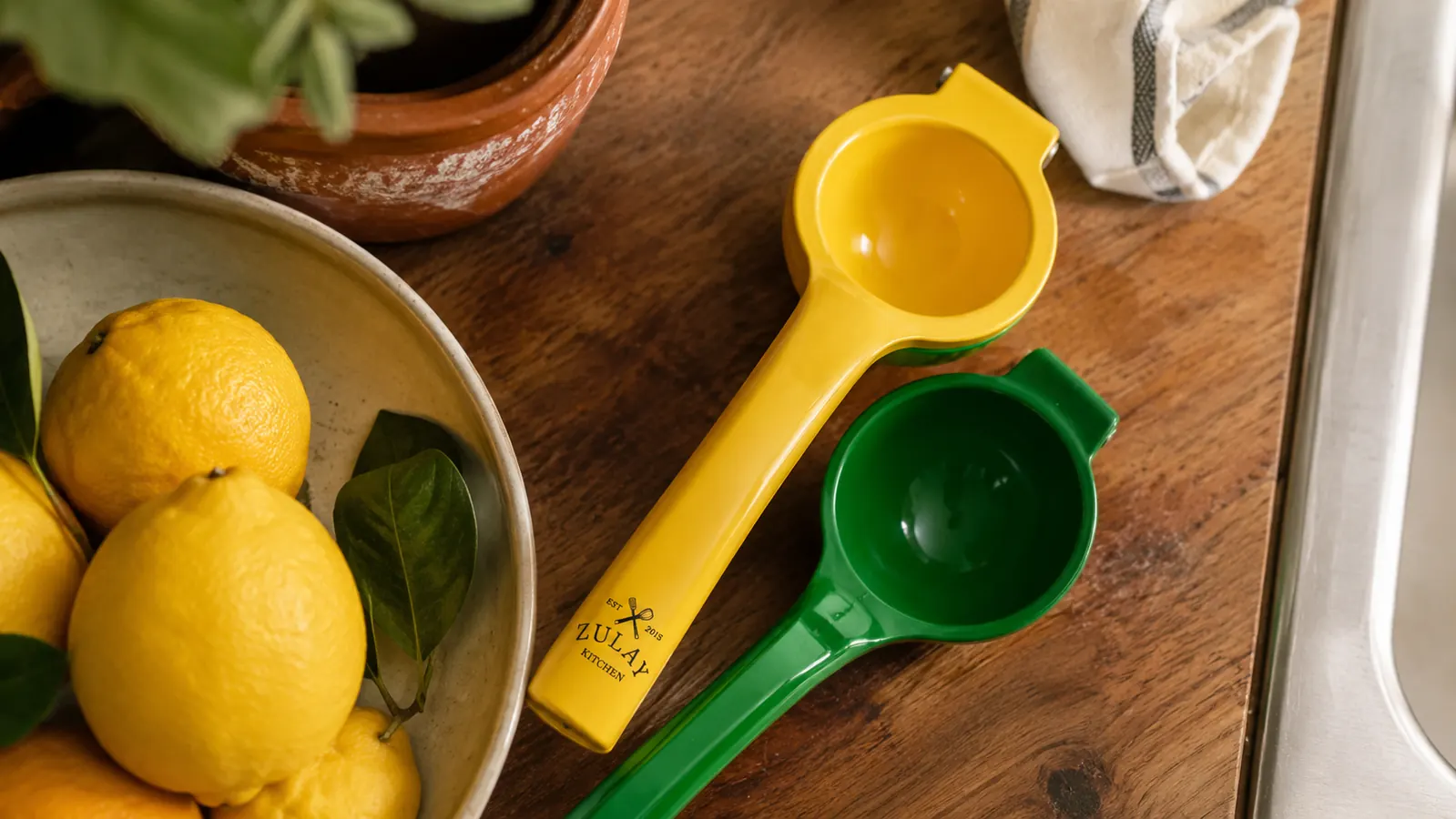 Lemon Squeezer Honest Review: Does It Really Get Every Drop?